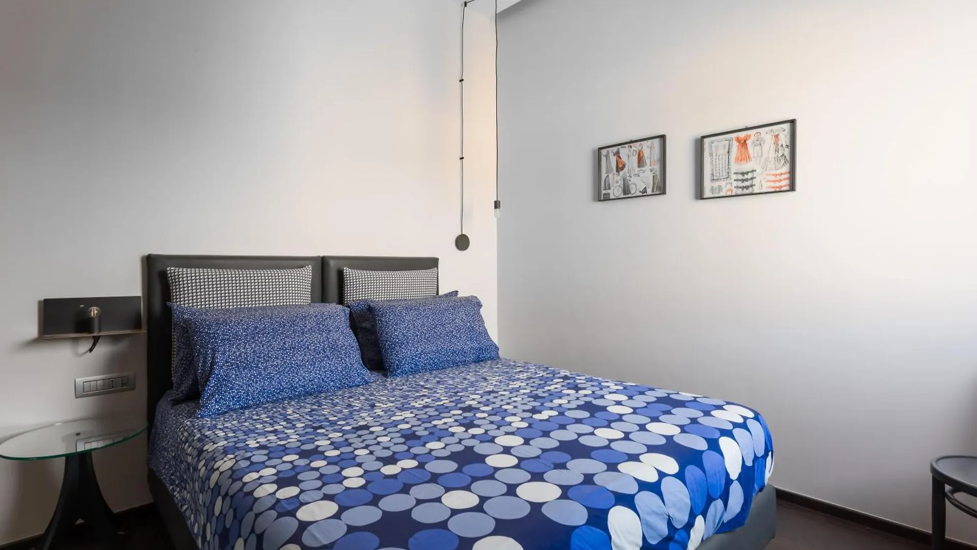 Santa Chiara B&B By Dimorra Naples Italy
