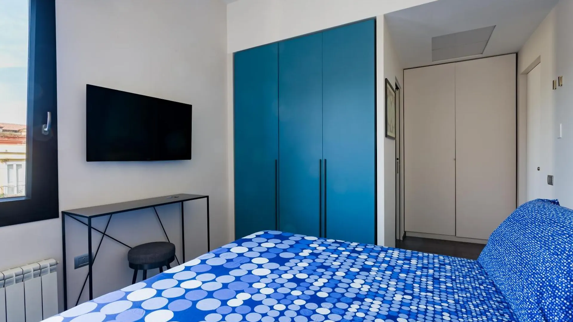 Santa Chiara B&B By Dimorra Naples Italy